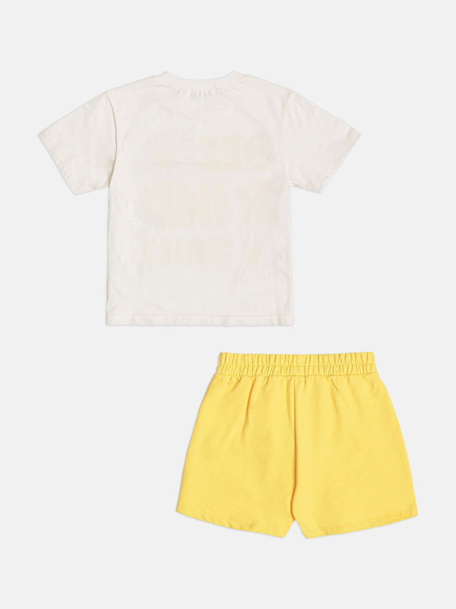 lbcor:OFF/AMARELO:019f55d7-0454-7070-b971-a2e658952810.jpg