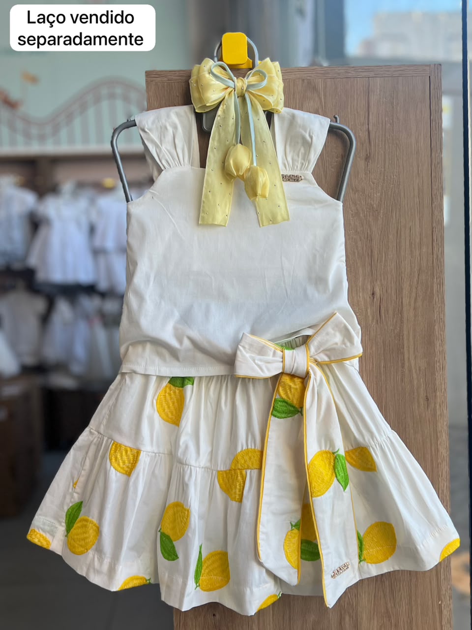 lbcor:OFF/AMARELO:019f7ae8-6426-7802-80af-4c1e32987ac8.jpg