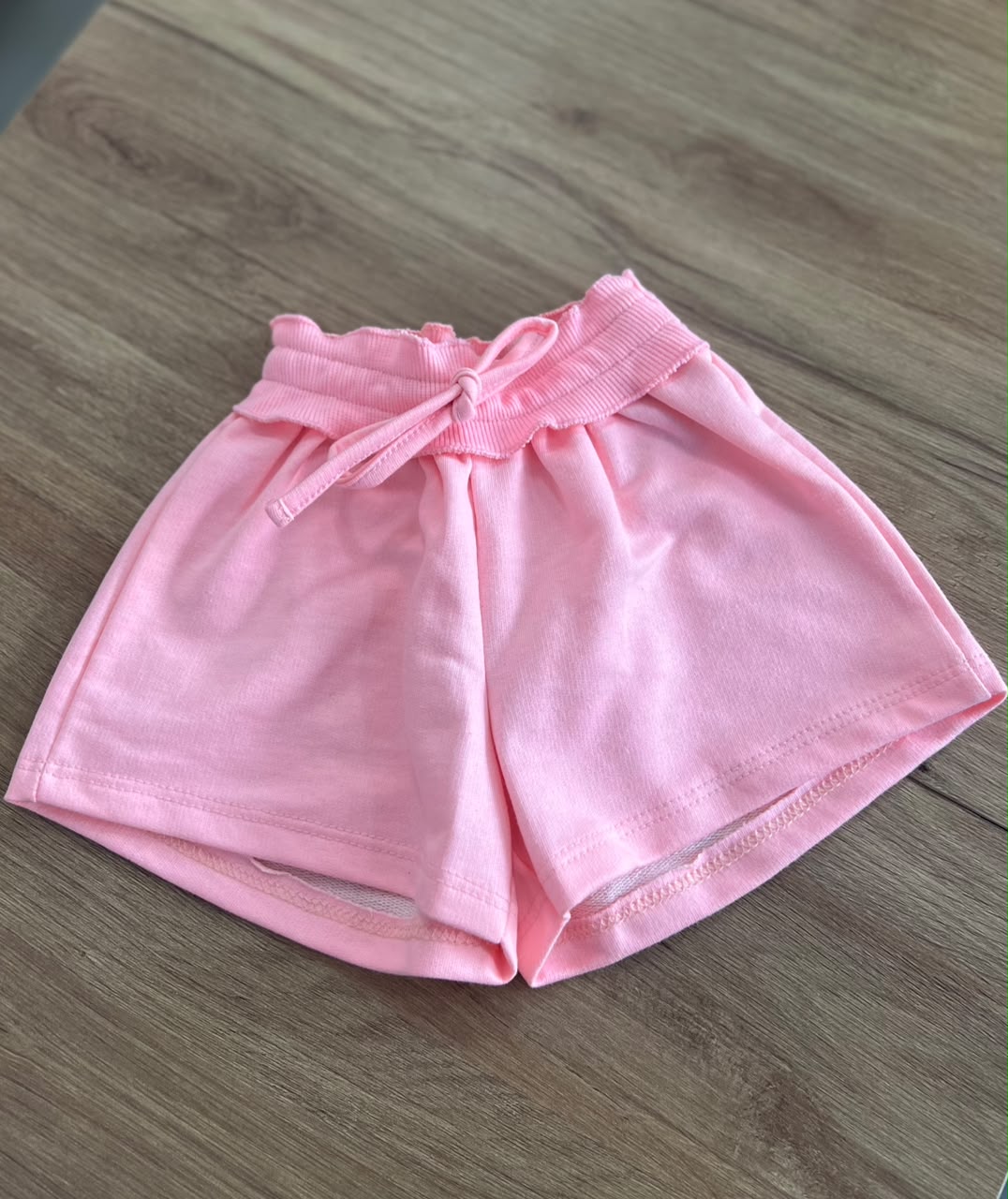 lbcor:ROSA NEON:019fb597-038d-7aa2-b02a-3fa0f09bea02.jpg