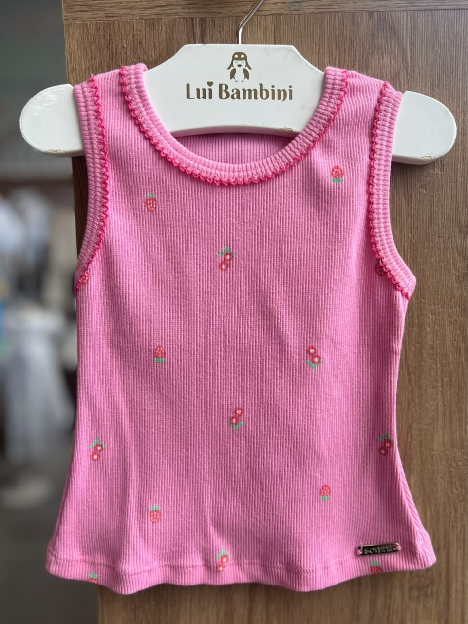 lbcor:Rosa:019fc350-5ce4-7d73-8b83-1696f6e6657e.jpg