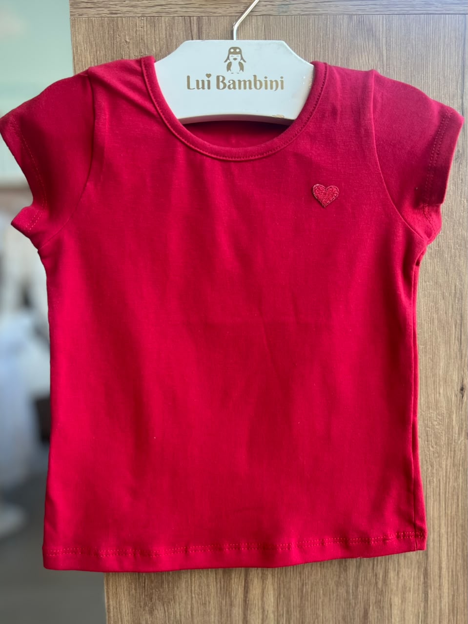 vitrinecor:Vermelho:019fc358-0af7-7d62-ad3a-93d9572bb9d1.jpg