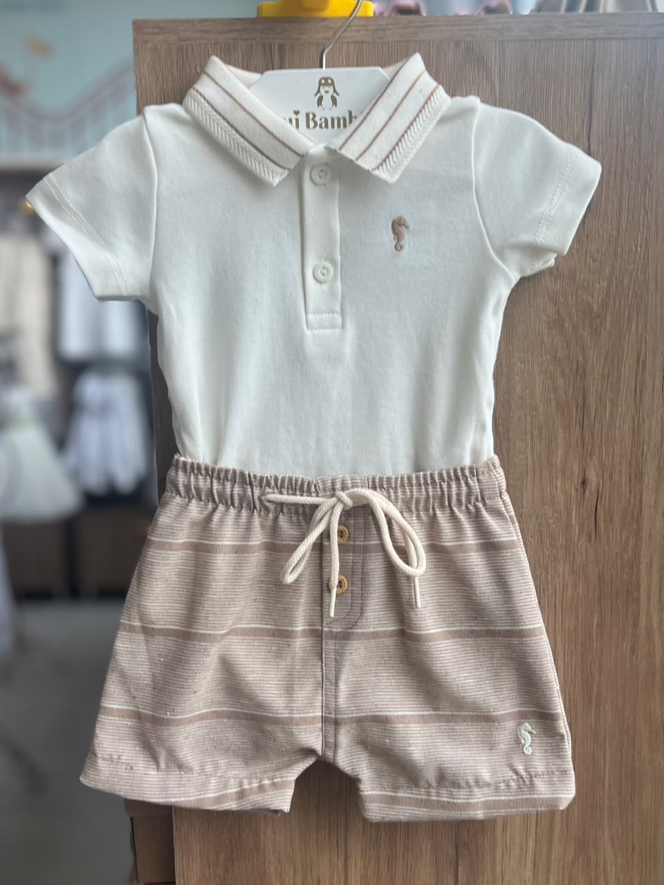 lbcor:CREME/BEGE:019fc957-c815-77d2-8e4a-a688db93155c.jpg