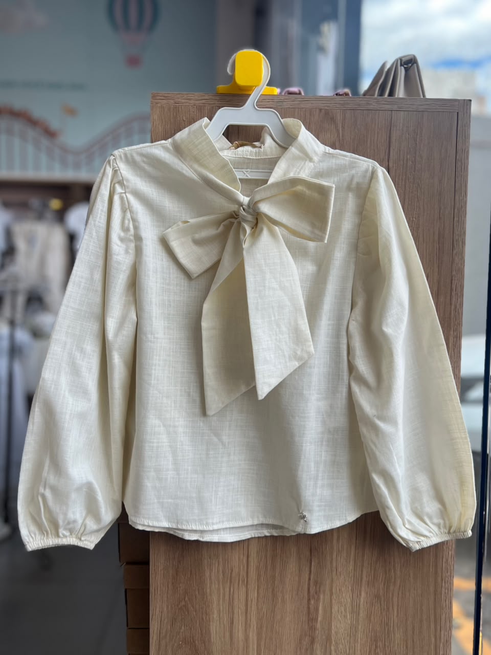 lbcor:CREME:019fd2df-7147-7443-8cc1-cd0addb3acea.jpg