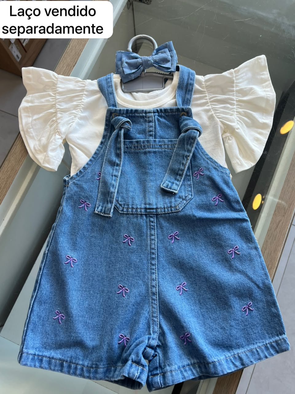 lbcor:OFF/JEANS:019ff1d4-dce9-70a3-a25c-0708120f53b1.jpg