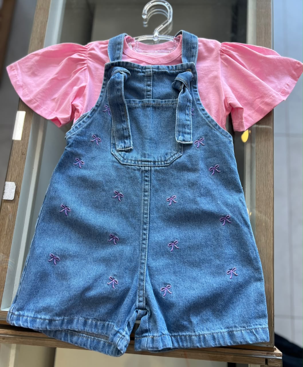 lbcor:ROSA/JEANS:019ff1d5-0e1c-7722-9889-795b2525b05a.jpg