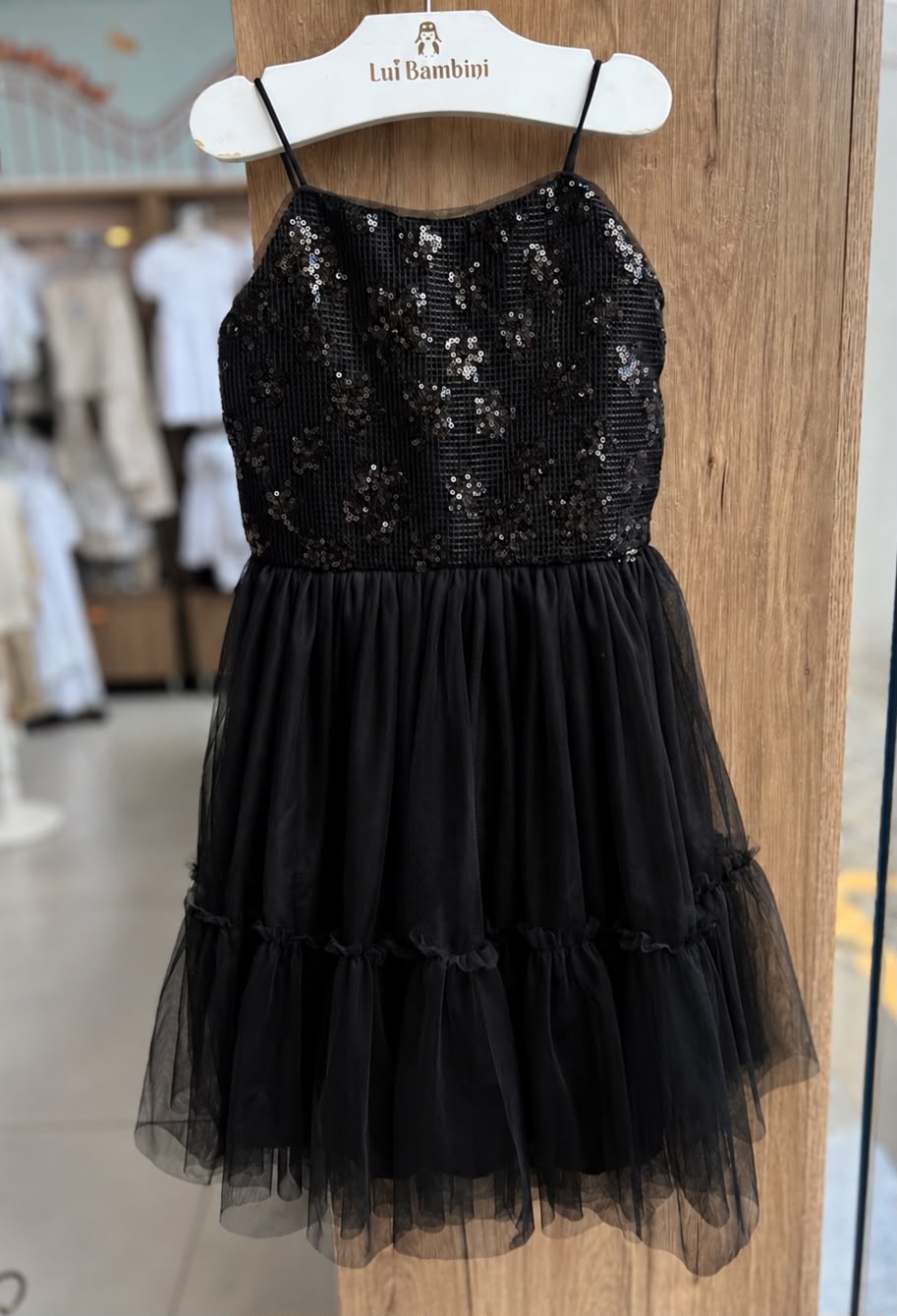 lbcor:Preto:019ffa50-ec51-7ad0-8955-d57a4d7bd306.jpg