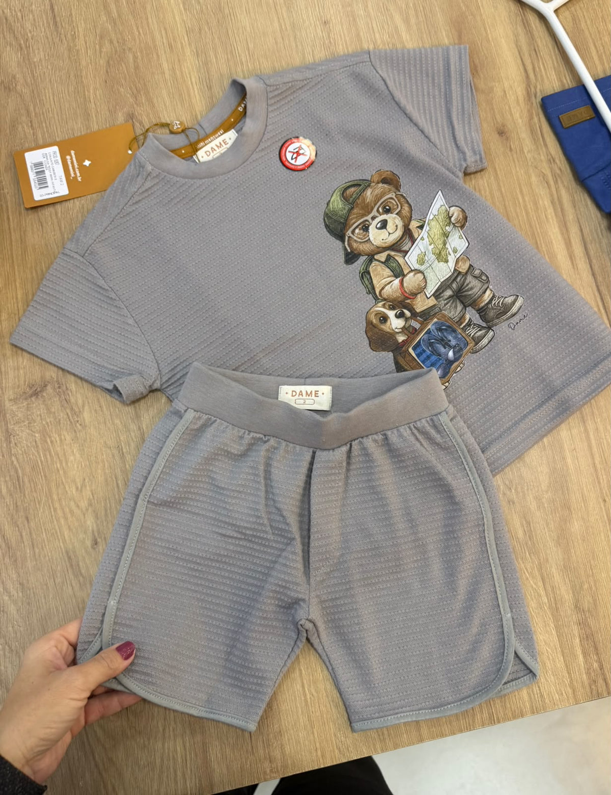 lbcor:Cinza:019ffa63-7e4b-7521-b008-9b9a88839eea.jpg