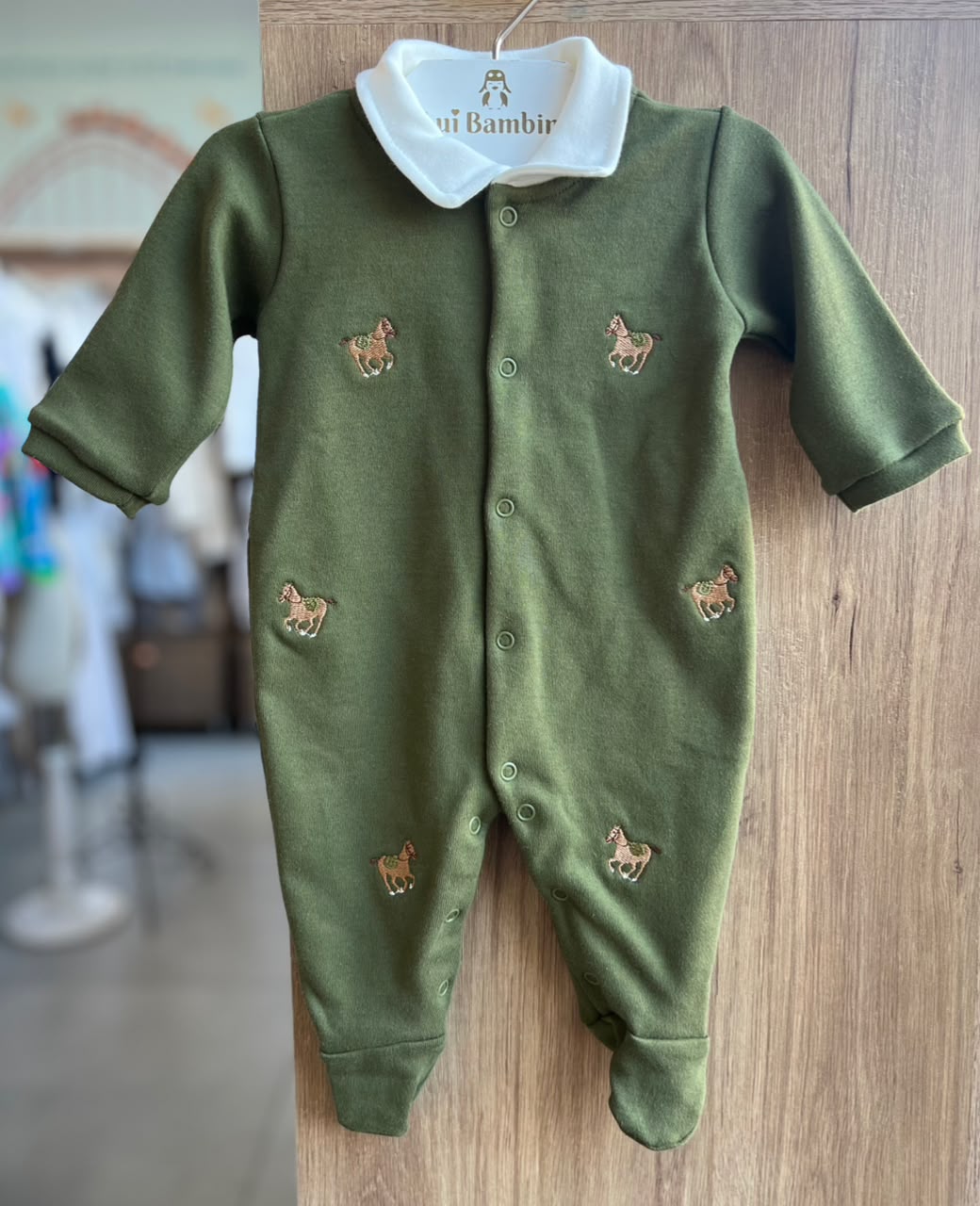 lbcor:Polo Bear:01a01ee5-8a83-7620-b77a-1dd6128f870f.jpg