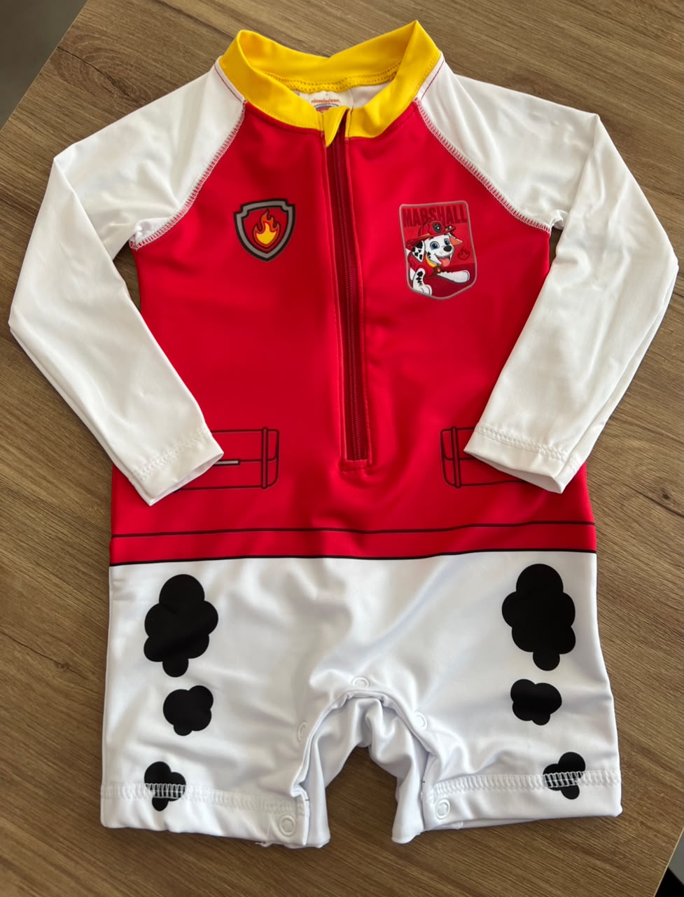 lbcor:VERMELHO/BRANCO:01a03971-2a05-7d43-8b00-d0a60035698d.jpg