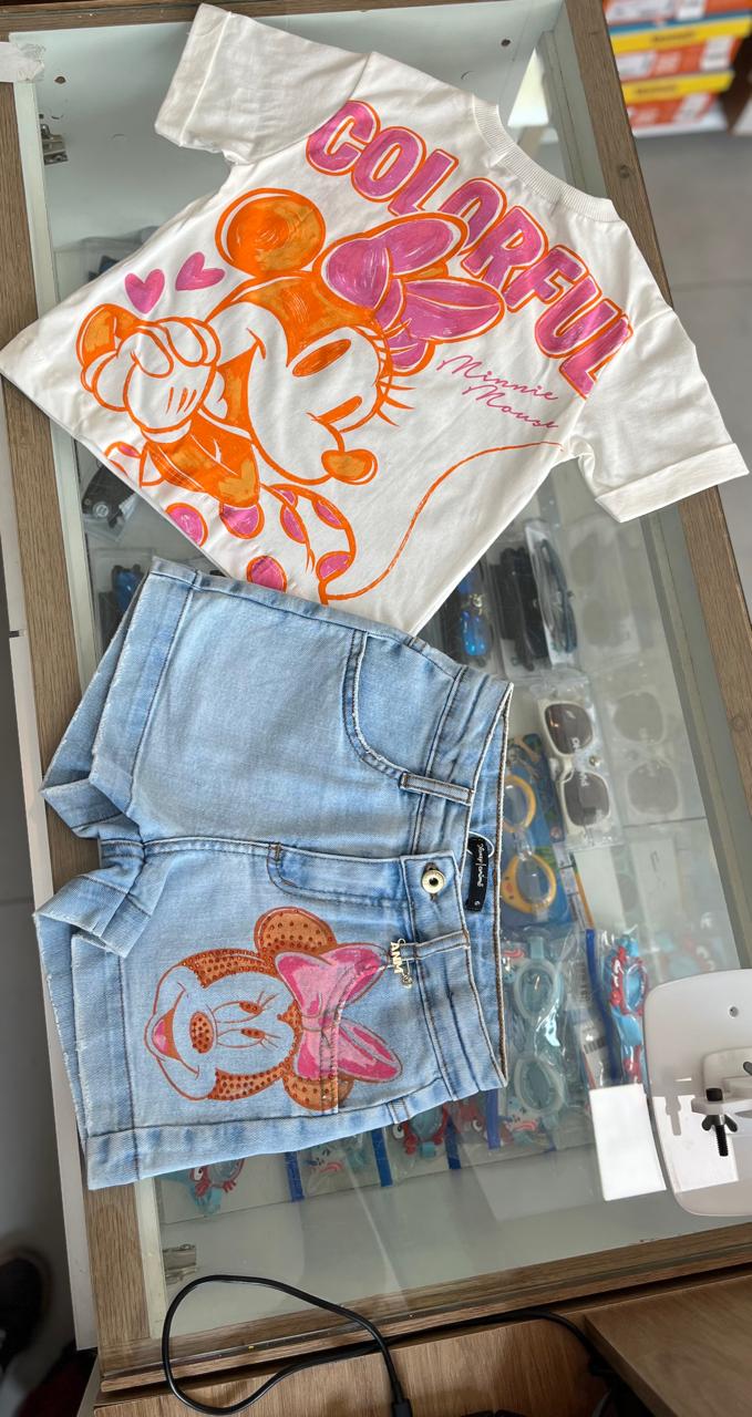 lbcor:OFF/JEANS:01a08274-4b2a-70b2-8aca-8ccf5dcab8d9.jpg