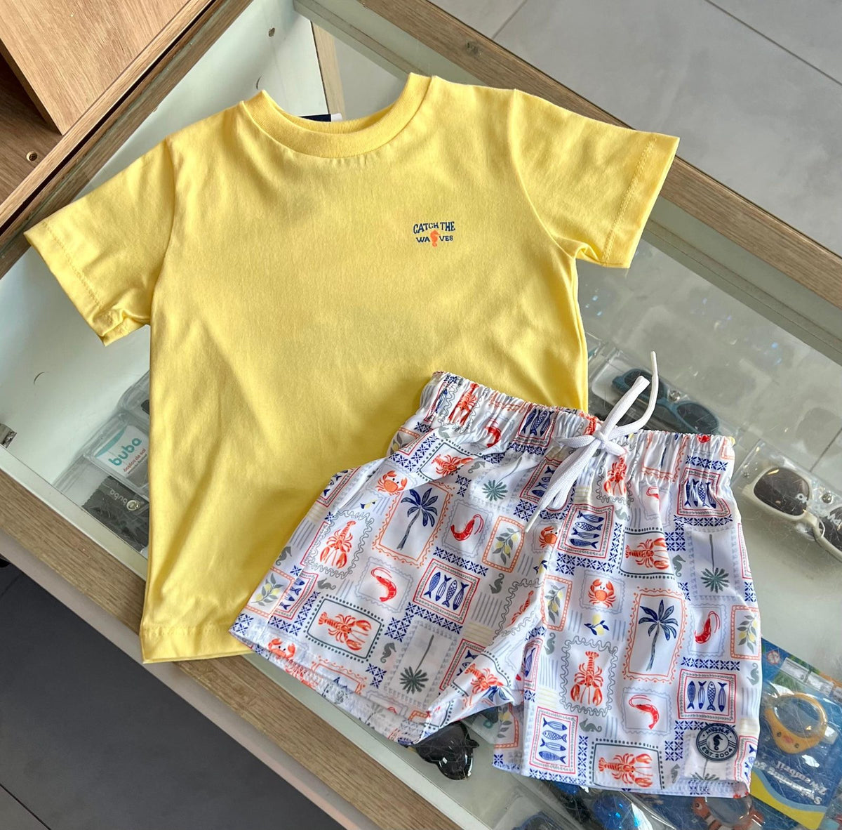 lbcor:AMARELO/OFF:01a08cd4-37a5-7e82-b0cf-abac9c5fbdee.jpg