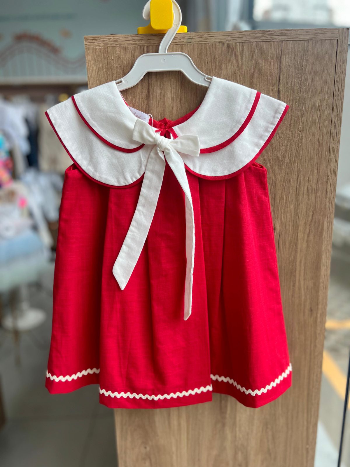 lbcor:Vermelho:01a08cdb-9d34-7110-9223-68c74aa8e900.jpg