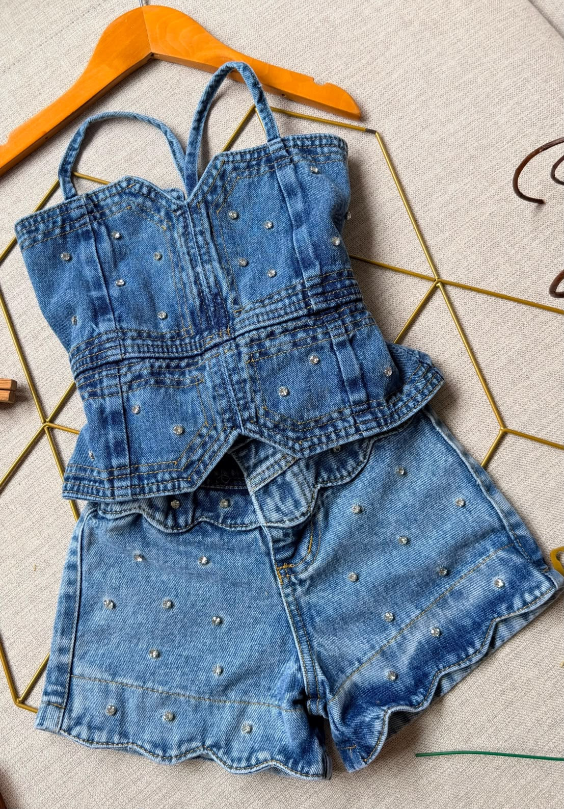 lbcor:JEANS:01a0b9e0-5395-7893-85ff-d3e67d4a772e.jpg