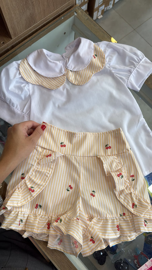 vitrinecor:BRANCO/AMARELO:01a0fcc4-2ef0-78d0-8b43-f35dfa943299.jpg