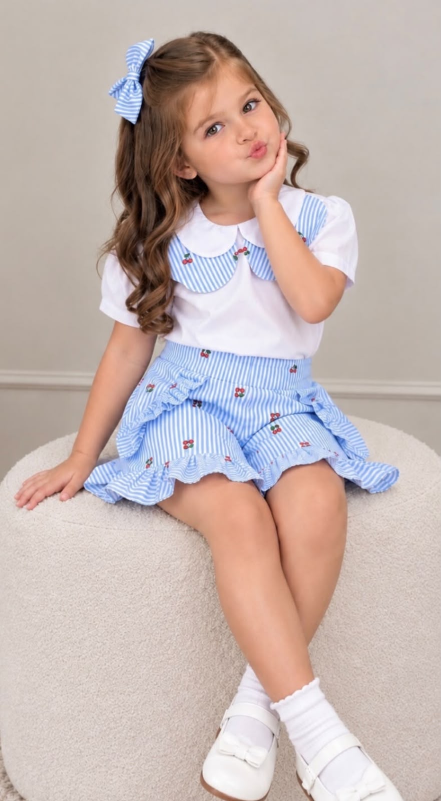 vitrinecor:BRANCO/AZUL:01a0fcc4-a7d2-73b0-83ab-6ab3502da967.jpg