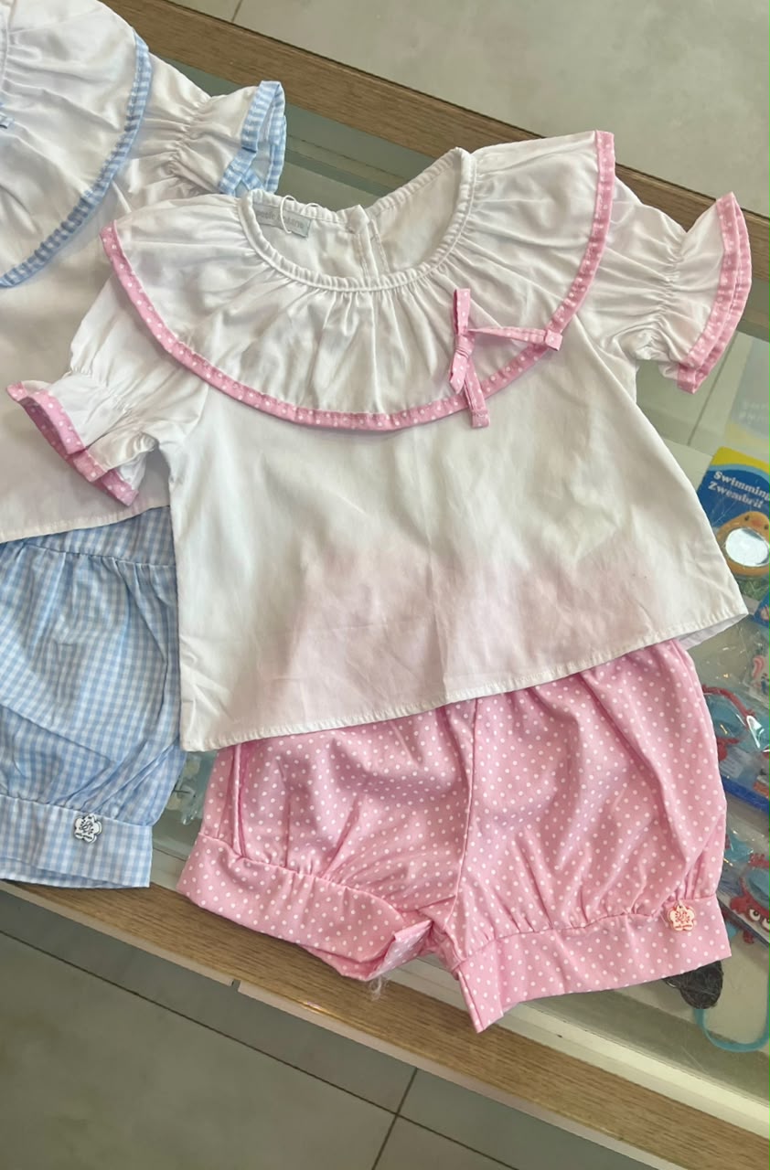 vitrinecor:BRANCO/VERMELHO:01a1172b-8061-7121-b61c-31ed70da05ad.jpg