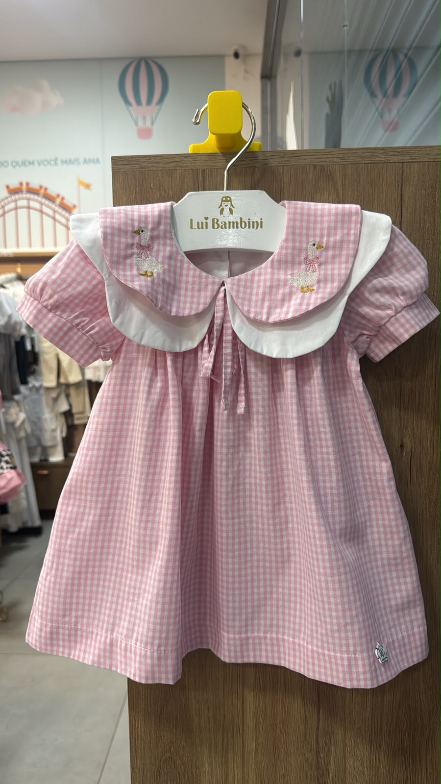 vitrinecor:ROSA/BRANCO:01a1172d-51dc-74a2-958a-aca103458e69.jpg