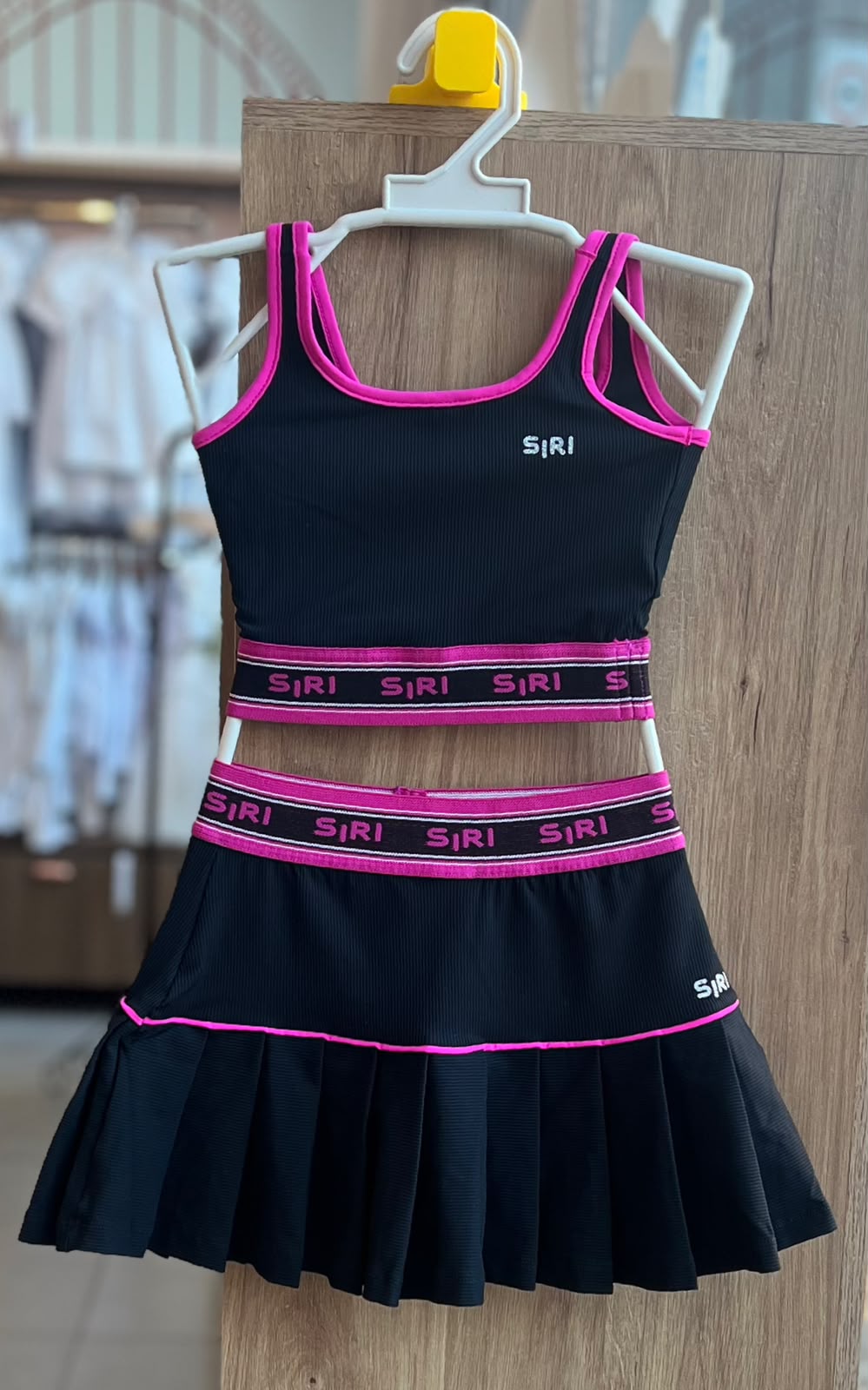 vitrinecor:PRETO/PINK:01a11b15-aba3-7752-bdd2-0e0c08004784.jpg