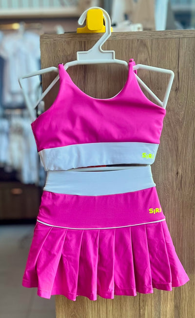 CONJUNTO FITNESS CROPPED TOP ALÇA AJUSTAVEL E SAIA PLISSADO DRY FIT MENINA SIRI
