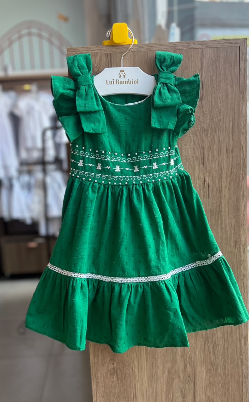 vitrinecor:Verde:01a13c01-11b0-7440-a8da-a96dd5d8a6e1.jpg