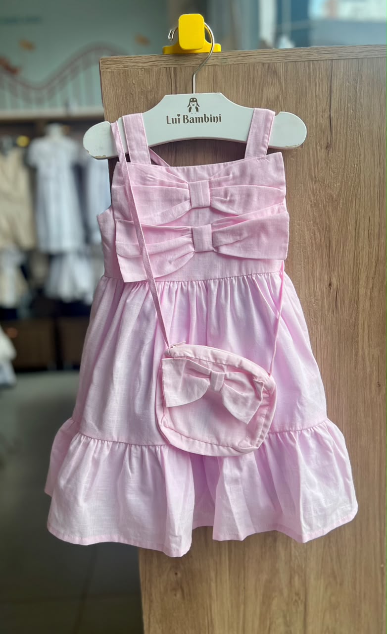vitrinecor:Rosa:01a13c17-ced2-7141-a154-1e38dd90b129.jpg