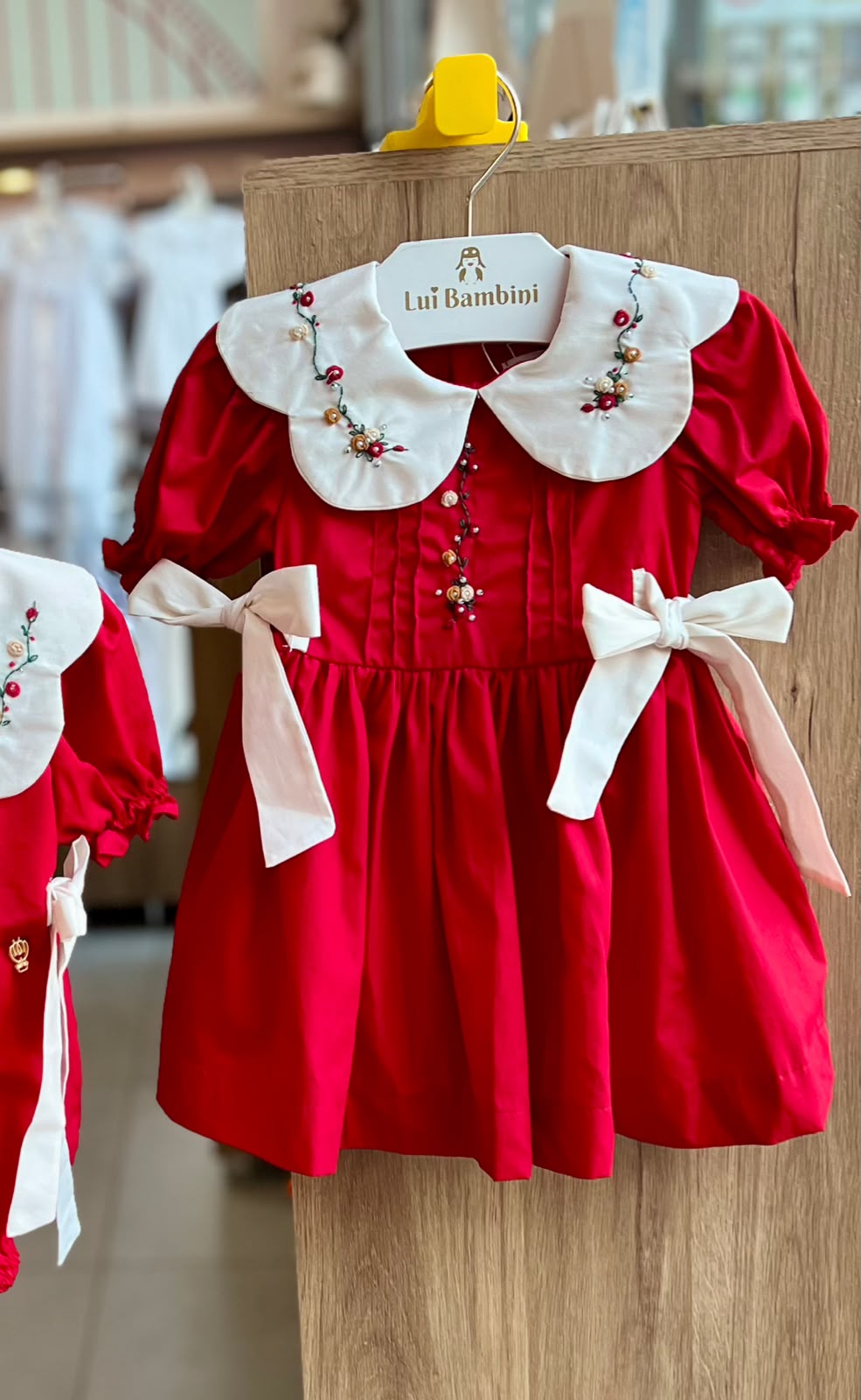 vitrinecor:VERMELHO/OFF:01a13c1f-9ee3-7d13-809a-dc4da30ebb44.jpg