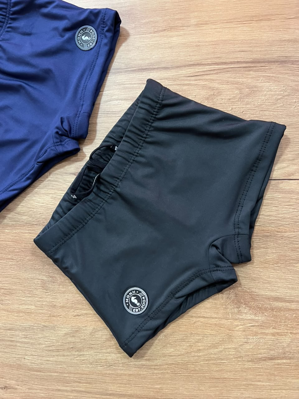 vitrinecor:Preto:01a13fd0-d16c-7062-80b3-5d674b5e79be.jpg