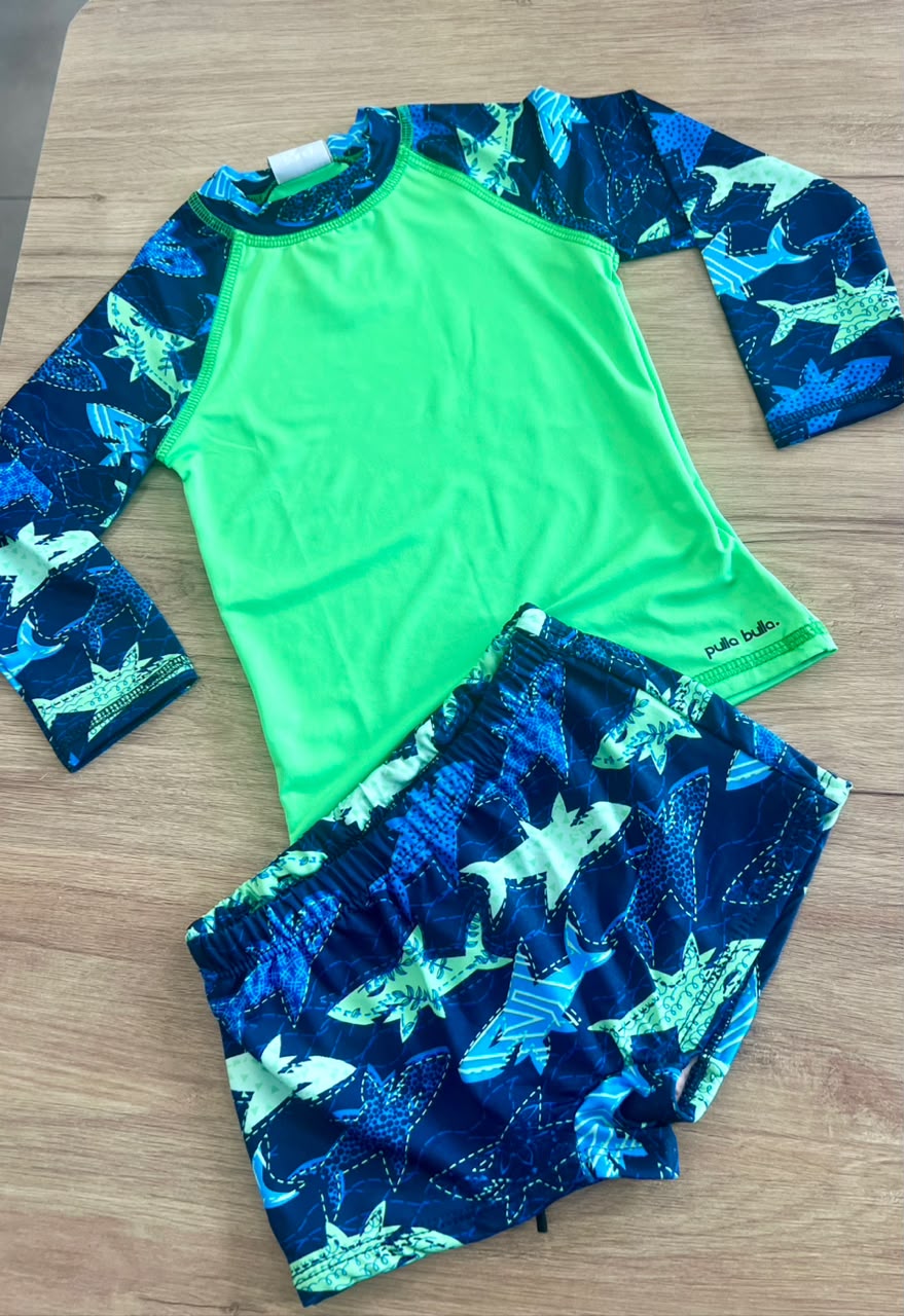 vitrinecor:Verde Neon/Marinho:01a155c9-c4b6-7df3-948c-56c5e34a208b.jpg