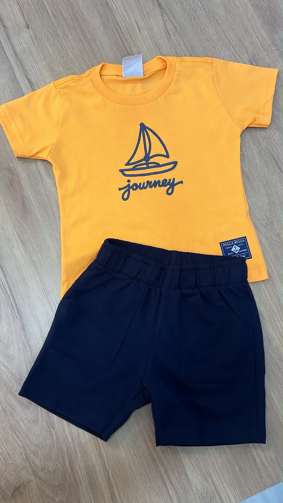 vitrinecor:LARANJA/MARINHO:01a16512-f19d-7602-be67-2415c8b7859c.jpg