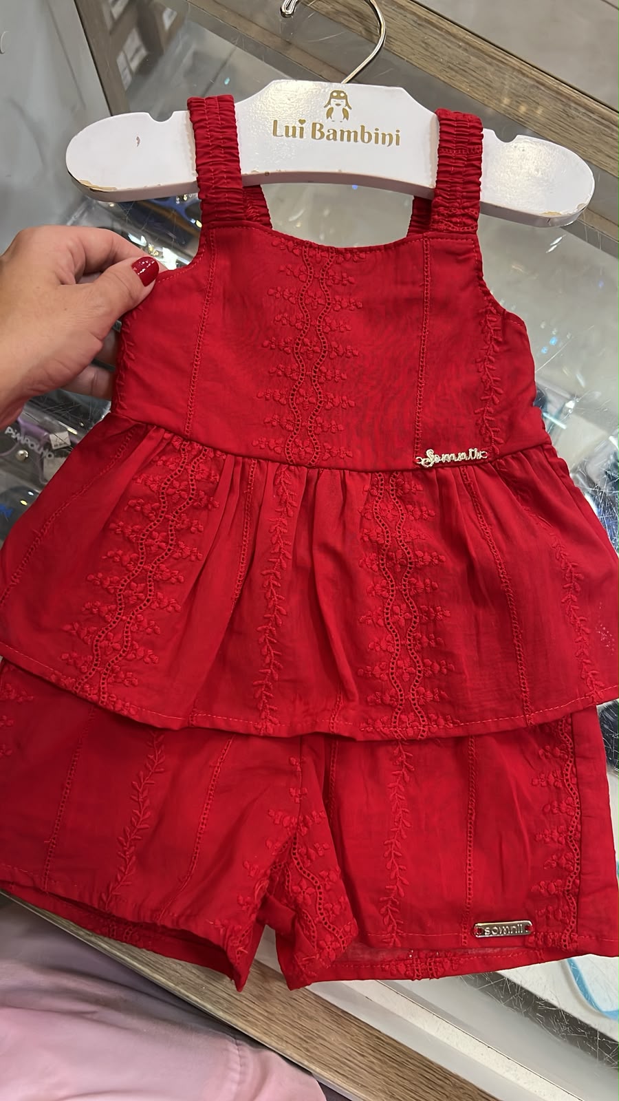 vitrinecor:OFF/VERMELHO:01a183c1-43b0-7ad0-b6fa-fd1f9a8c71c4.jpg