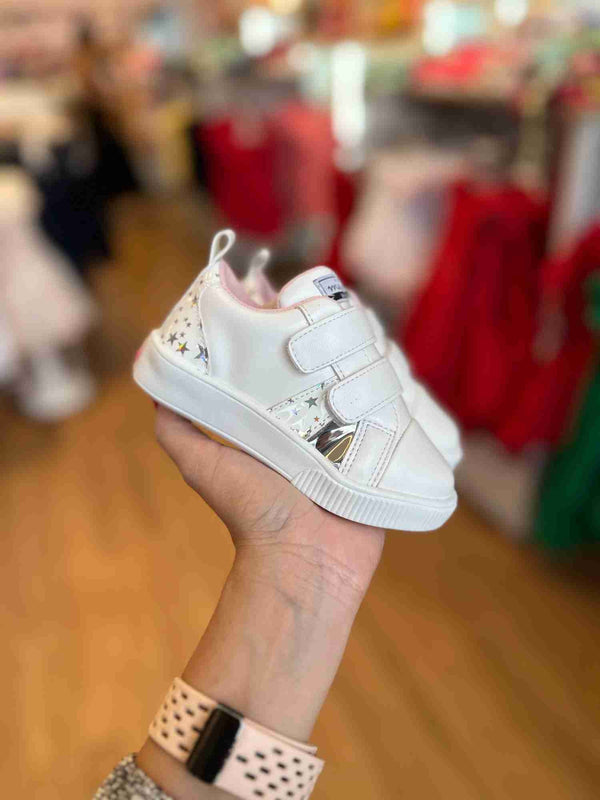 TENIS INFANTIL COM SOLA EXTERIOR ESTRELAS VELCRO ESPELHADO MENINA SUA CIA