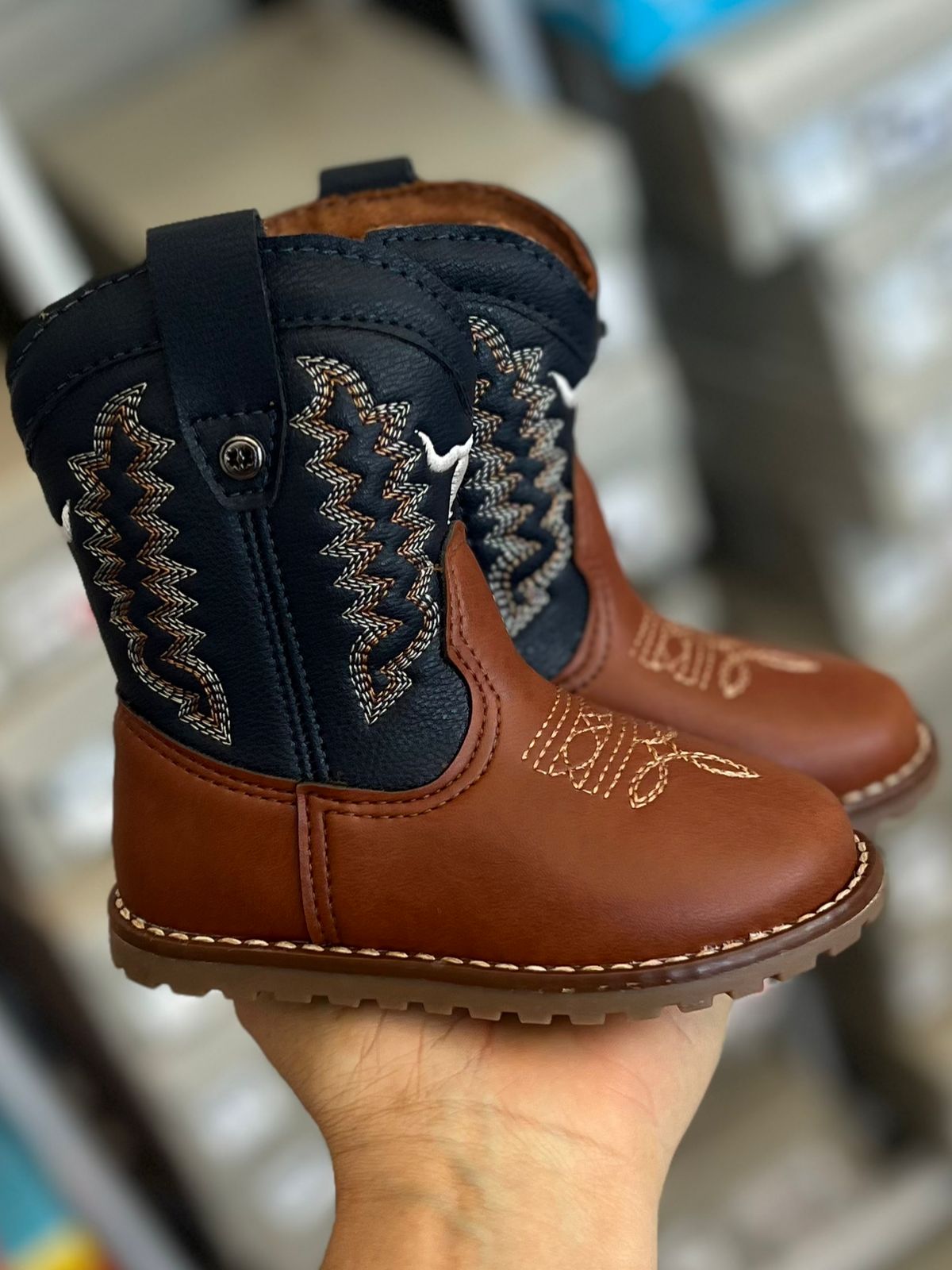 BOTA TEXANA BORDADO TOURO ZÍPER MENINO XUÁ XUÁ - MARINHO/MARROM