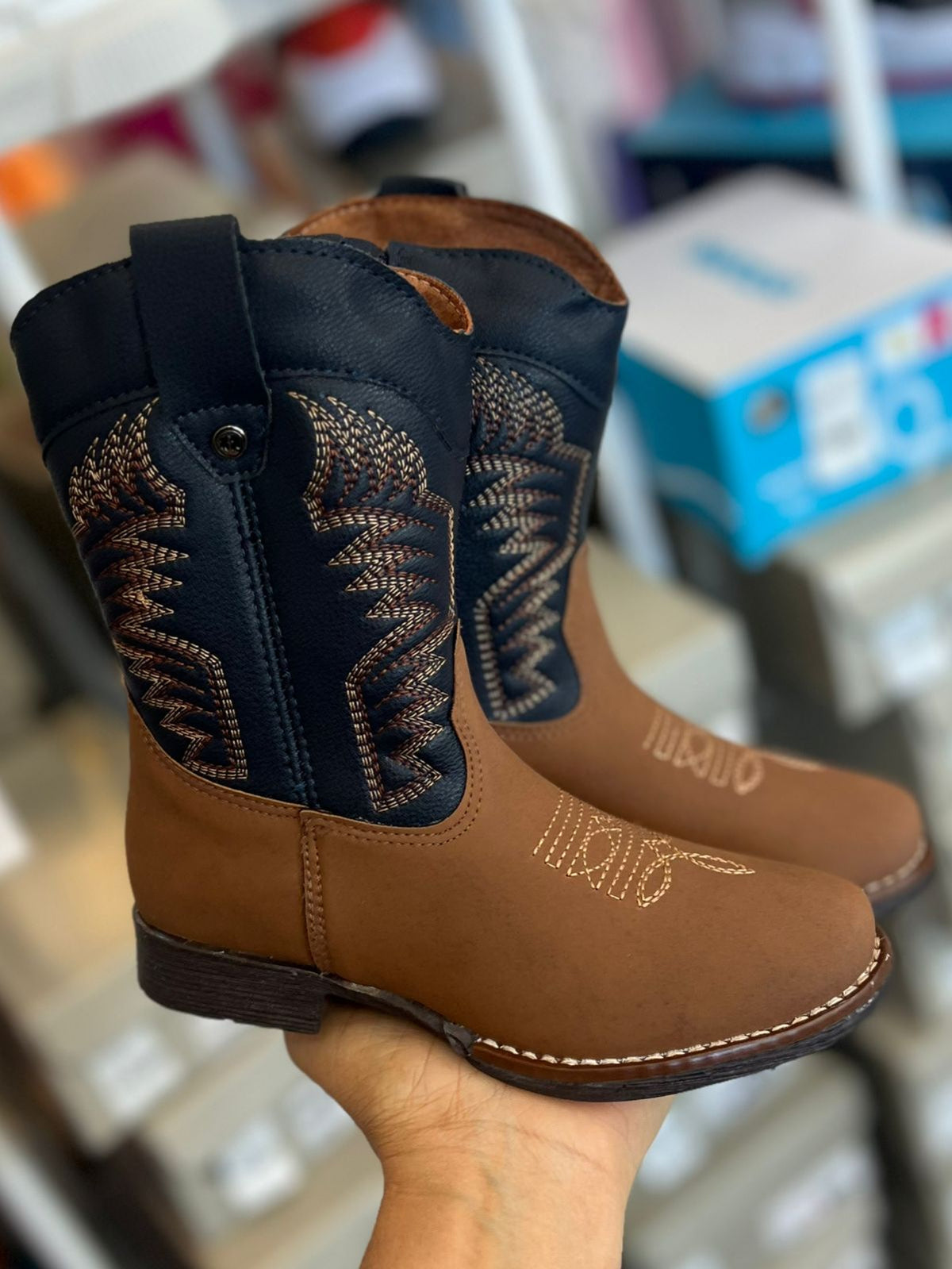 BOTA TEXANA ZÍPER BORDADO COWBOY MENINO XUÁ XUÁ - MARINHO/MARROM