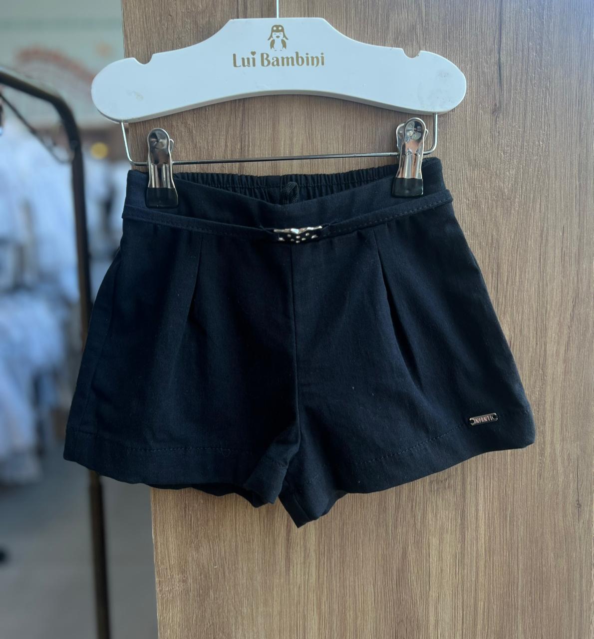 SHORT SARJA ELASTANO PINGENTE CORAÇÃO CINTO MENINA INFANTI - PRETO