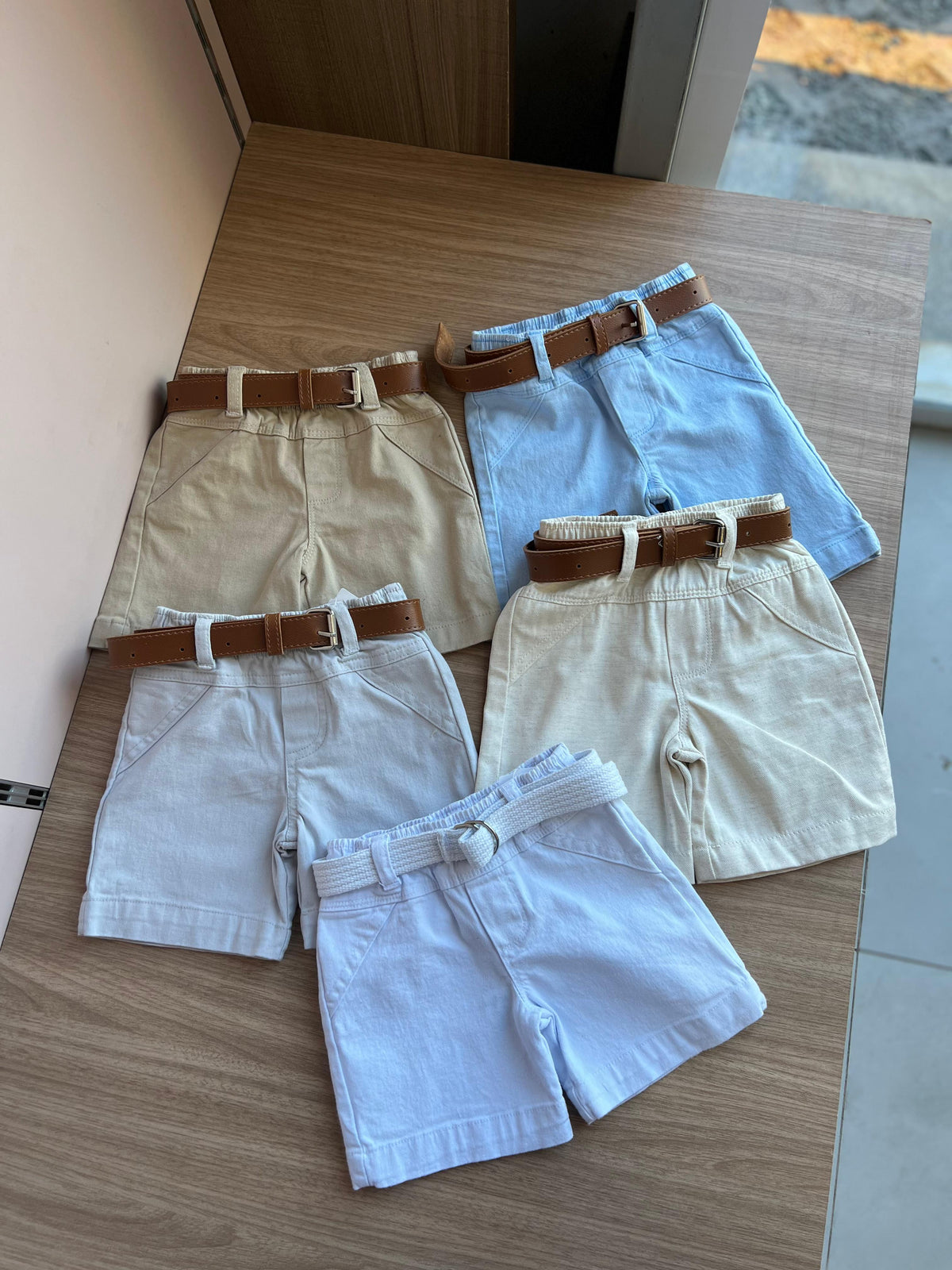 BERMUDA SARJA COM CINTO MENINO LUI BAMBINI
