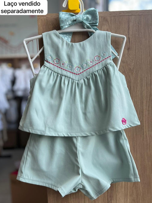 CONJUNTO BLUSA MANGA CURTA BORDADO FLORES E SHORT MENINA MON SUCRÉ - VERDE