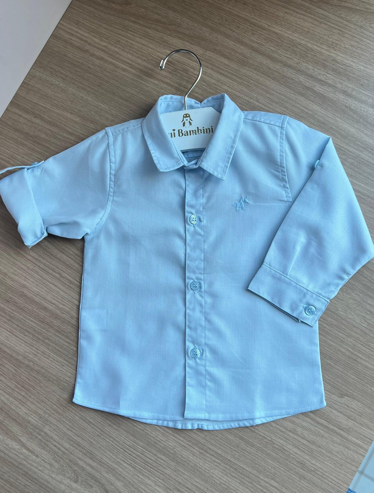 CAMISA MANGA LONGA OLIVER MINIMALISTA RELEVO BOTÕES MENINO POLO INFANTI - AZUL CLARO