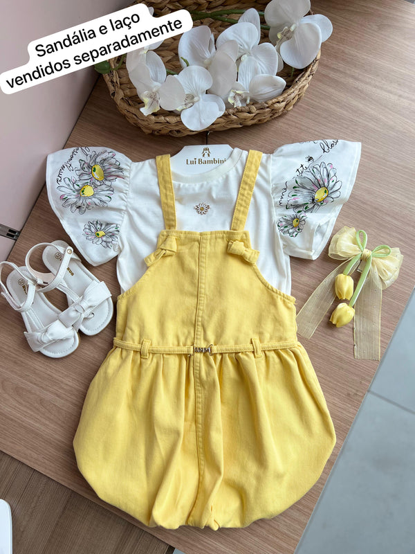 CONJUNTO BLUSA MANGA CURTA BUFANTE FLOR E JARDINEIRA SALOPETE MENINA ANIME