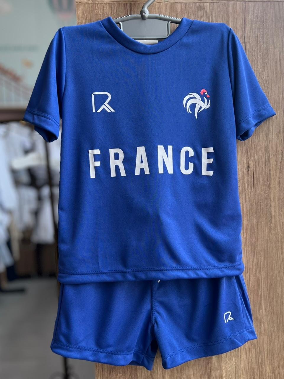CONJUNTO CAMISETA MANGA CURTA FRANCE GALO SPORTING DRY FIT E BERMUDA MENINO RICHES - AZUL