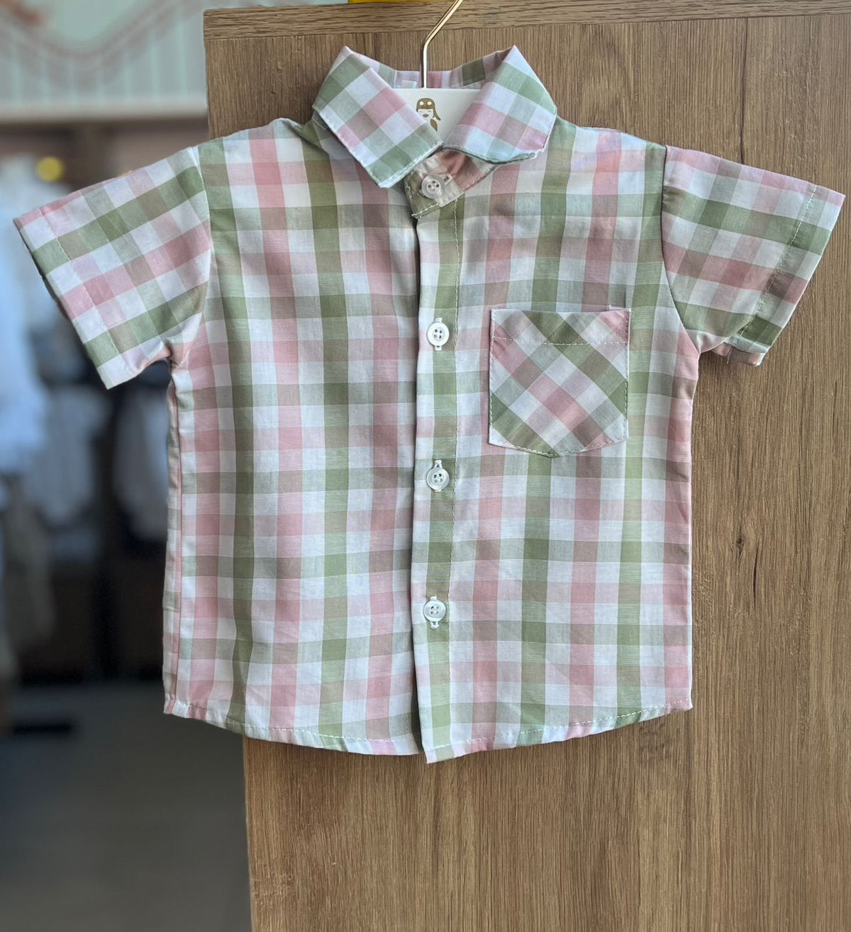 CAMISA MANGA CURTA BOLSO XADREZ BOTÕES MENINO LUI BAMBINI - VERDE/ROSA