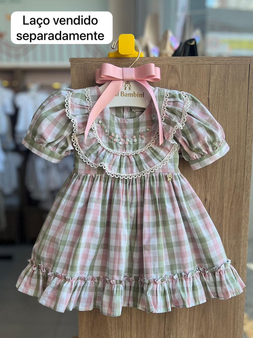 VESTIDO MANGA CURTA BORDADO FLOR BABADO XADREZ CLÁSSICO MENINA LUI BAMIBINI - ROSA/VERDE
