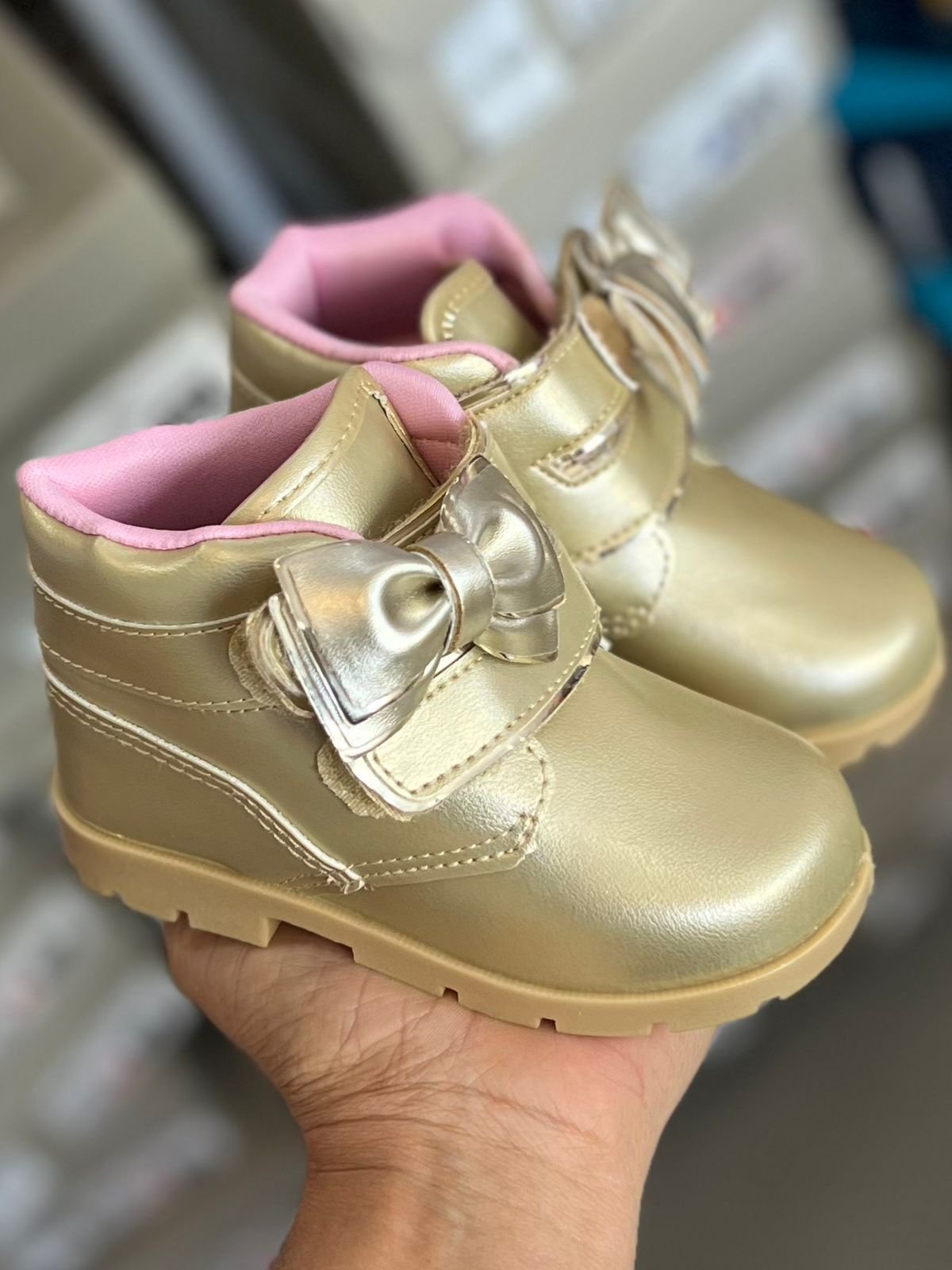 BOTA VELCRO DUPLO FOSCO LAÇO MENINA PIMPOLHO - DOURADO