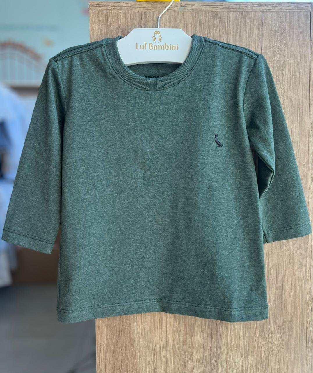 CAMISETA MANGA LONGA MINIMALISTA PICA PAU BORDADO KIEV MENINO RESERVA MINI - VERDE