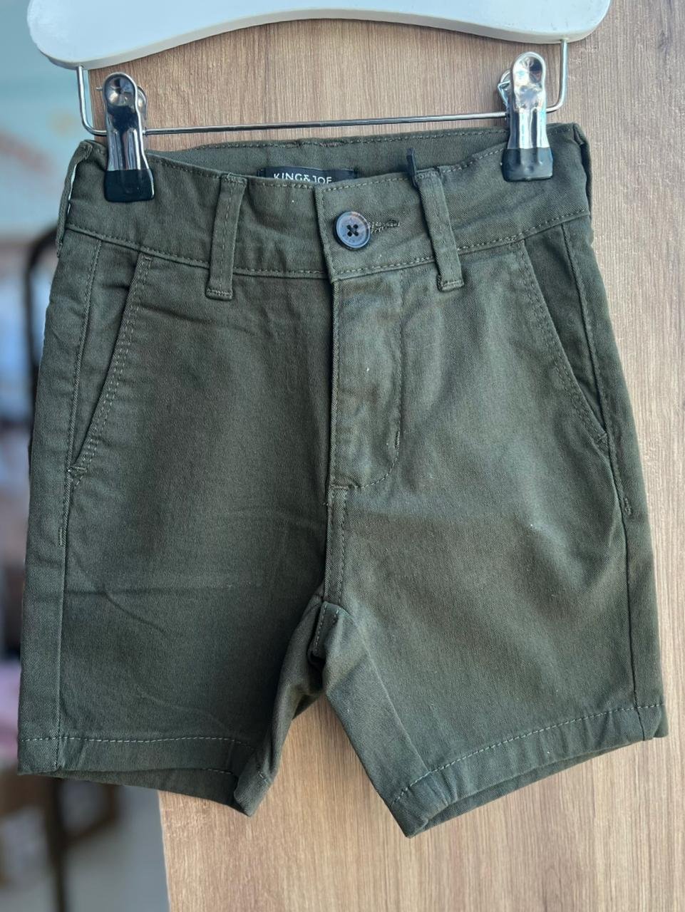BERMUDA SARJA CASUAL FLEXTWILL SLIM BOLSO FACA MENINO KING&JOE - VERDE MILITAR