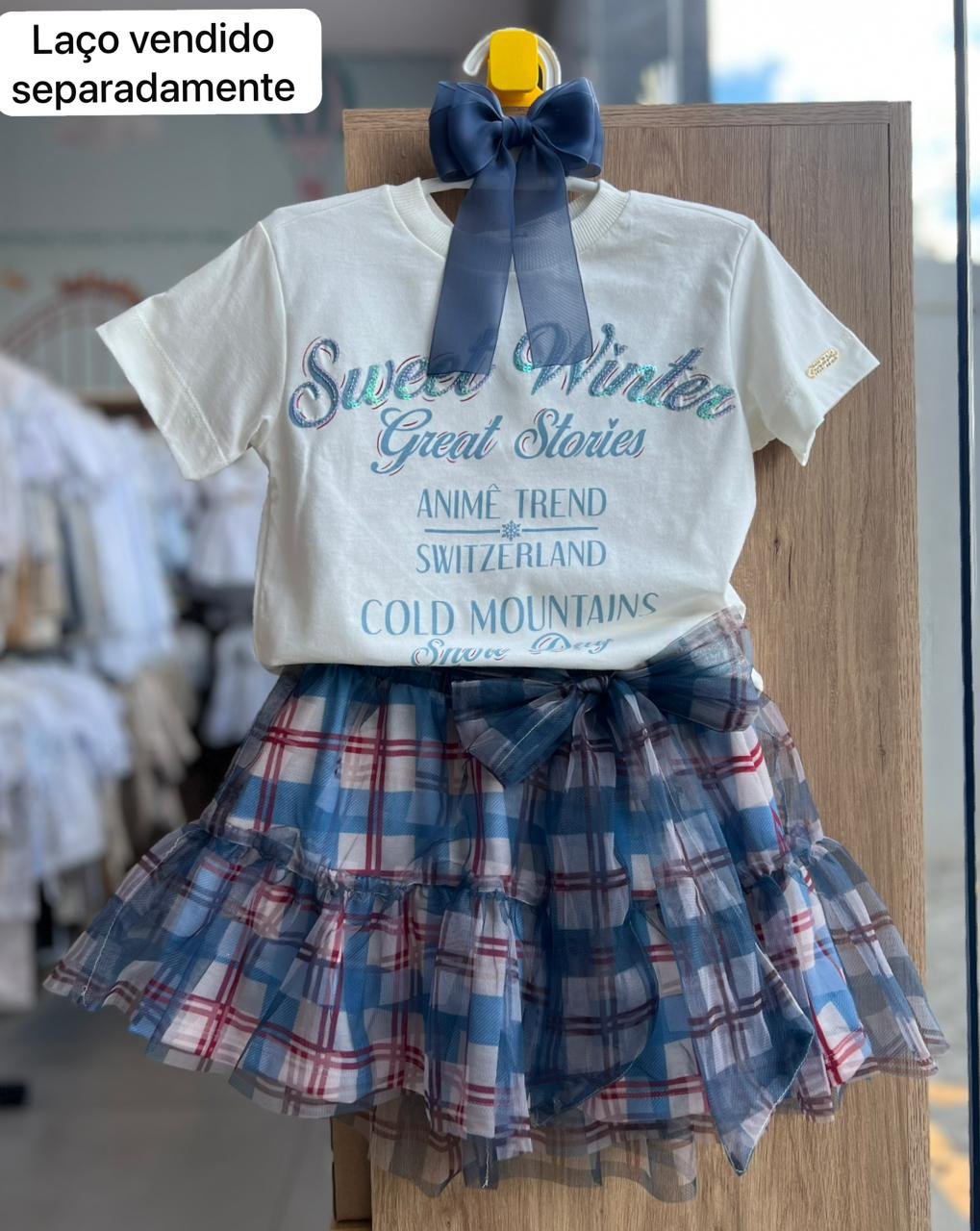 CONJUNTO BLUSA MANGA CURTA SWEET WINTER E SAIA LAÇO TULE MENINA - OFF/AZUL