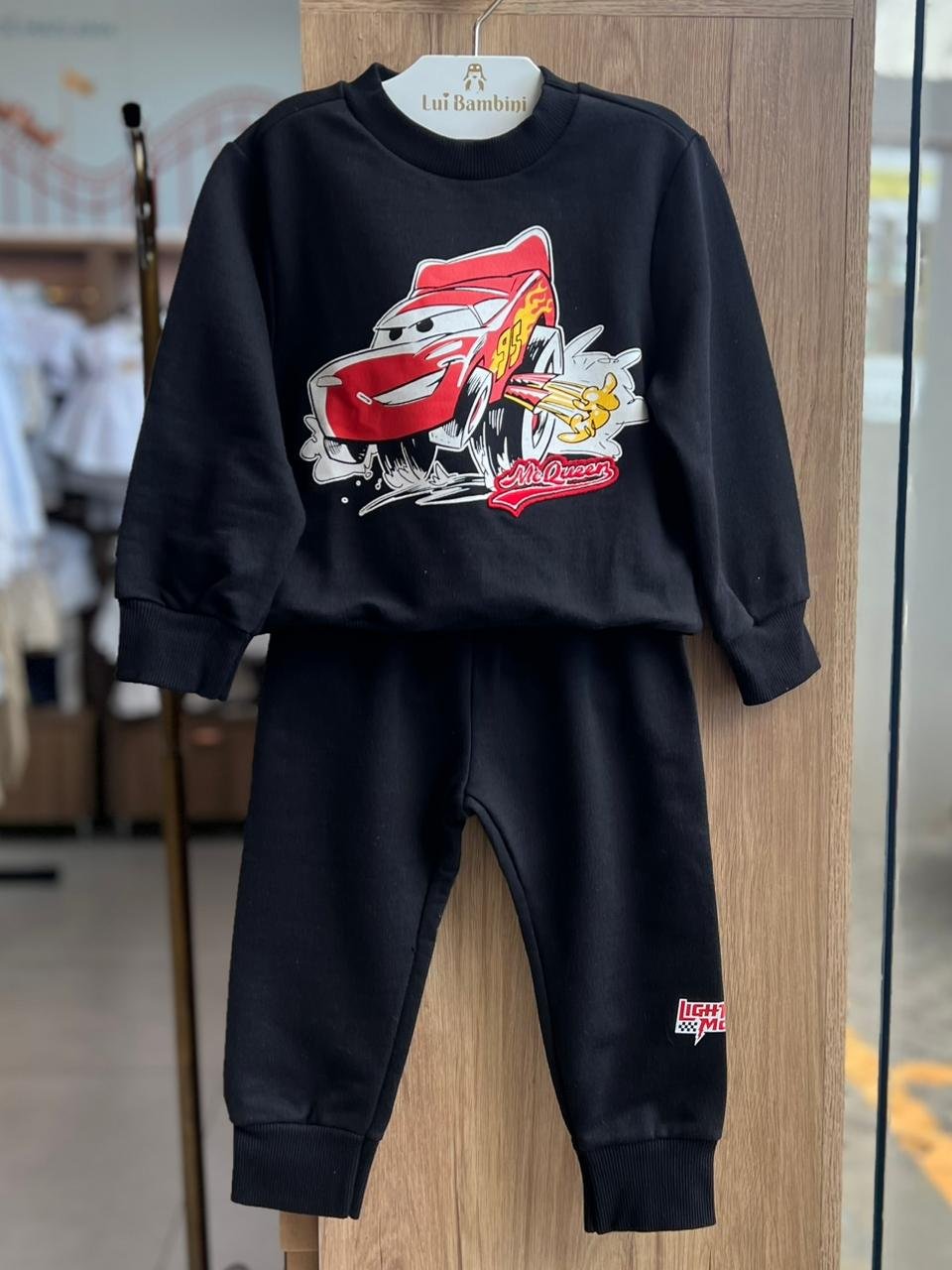 CONJUNTO MOLETOM CASACO MANGA LONGA CARROS RELAMPAGO MCQUEEN MOLETOM E CALÇA MENINO BIMBI - PRETO