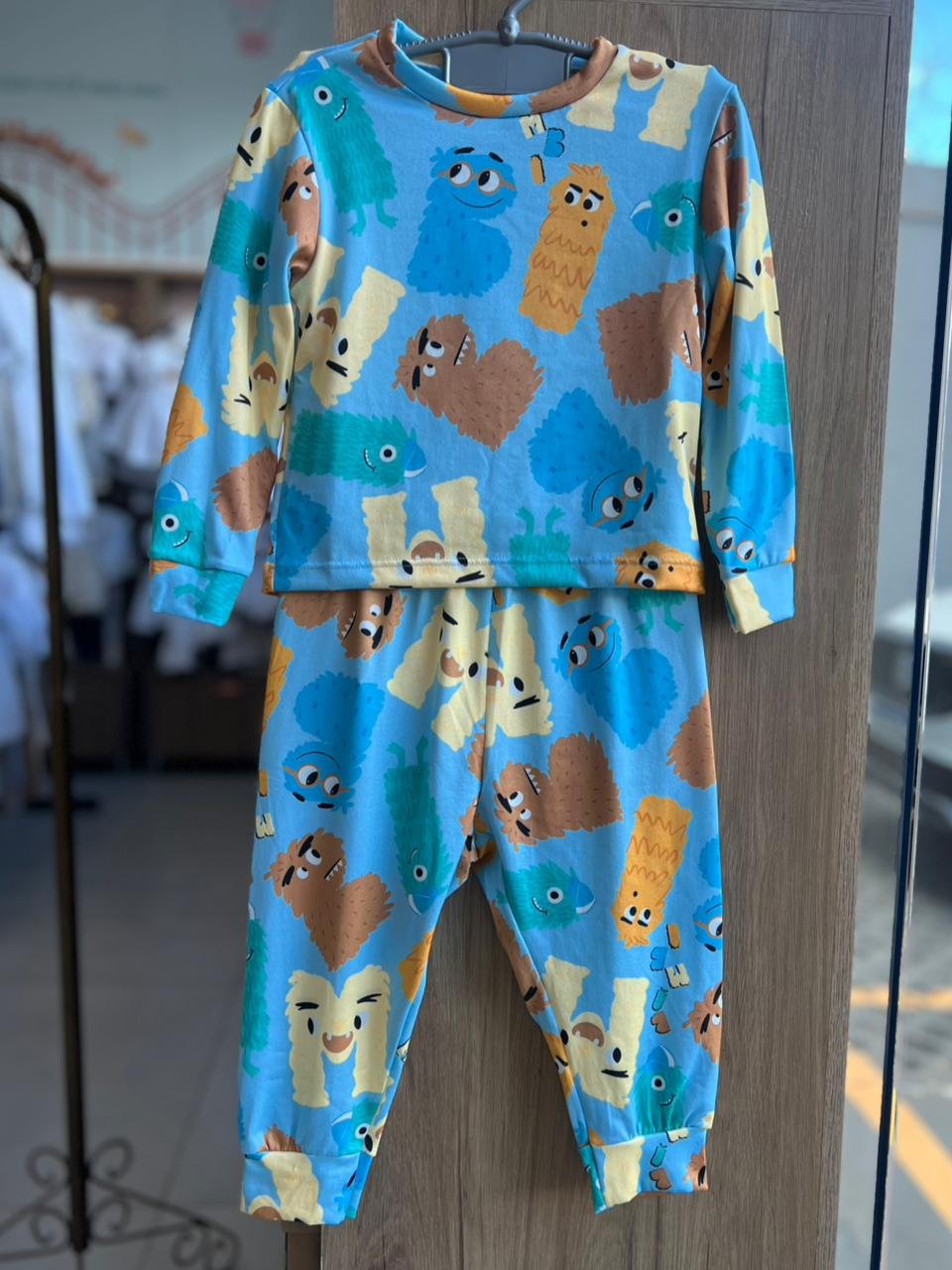 CONJUNTO PIJAMA CAMISETA MANGA LONGA MONSTRINHO E CALÇA MENINO BIMBI - AZUL