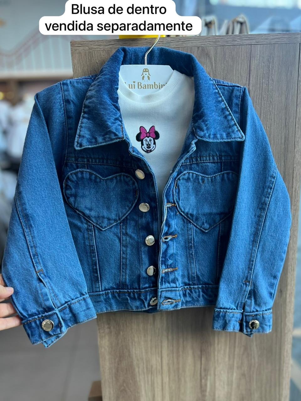 JAQUETA JEANS MANGA LONGA BOLSO CORAÇÃO BOTÕES MENINA LUI BAMBINI - JEANS