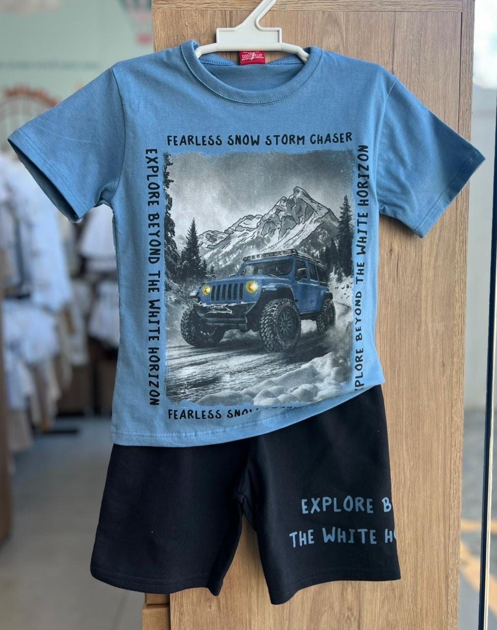 CONJUNTO CAMISETA MANGA CURTA JEEP CARRO E BERMUDA MENINO KYLY - AZUL/PRETO