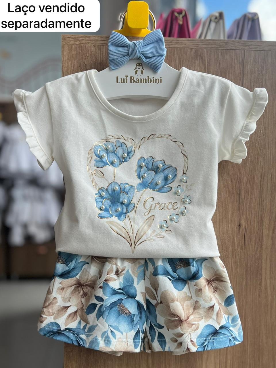 CONJUNTO BLUSA MANGA CURTA FLORES E SHORT MENINA MILON - OFF